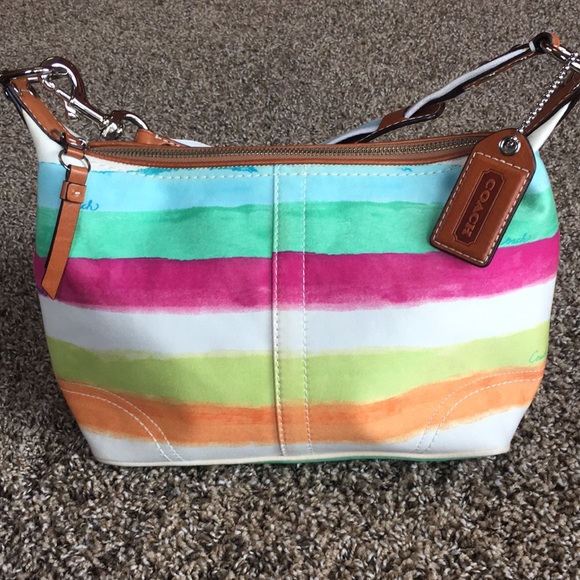 Coach Purse Excellent Condition!! - Picture 2 of 8